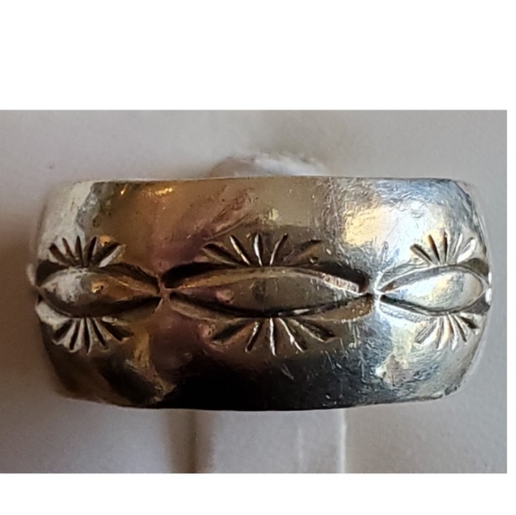 Sterling Silver Navajo Print Ring Size 10.5